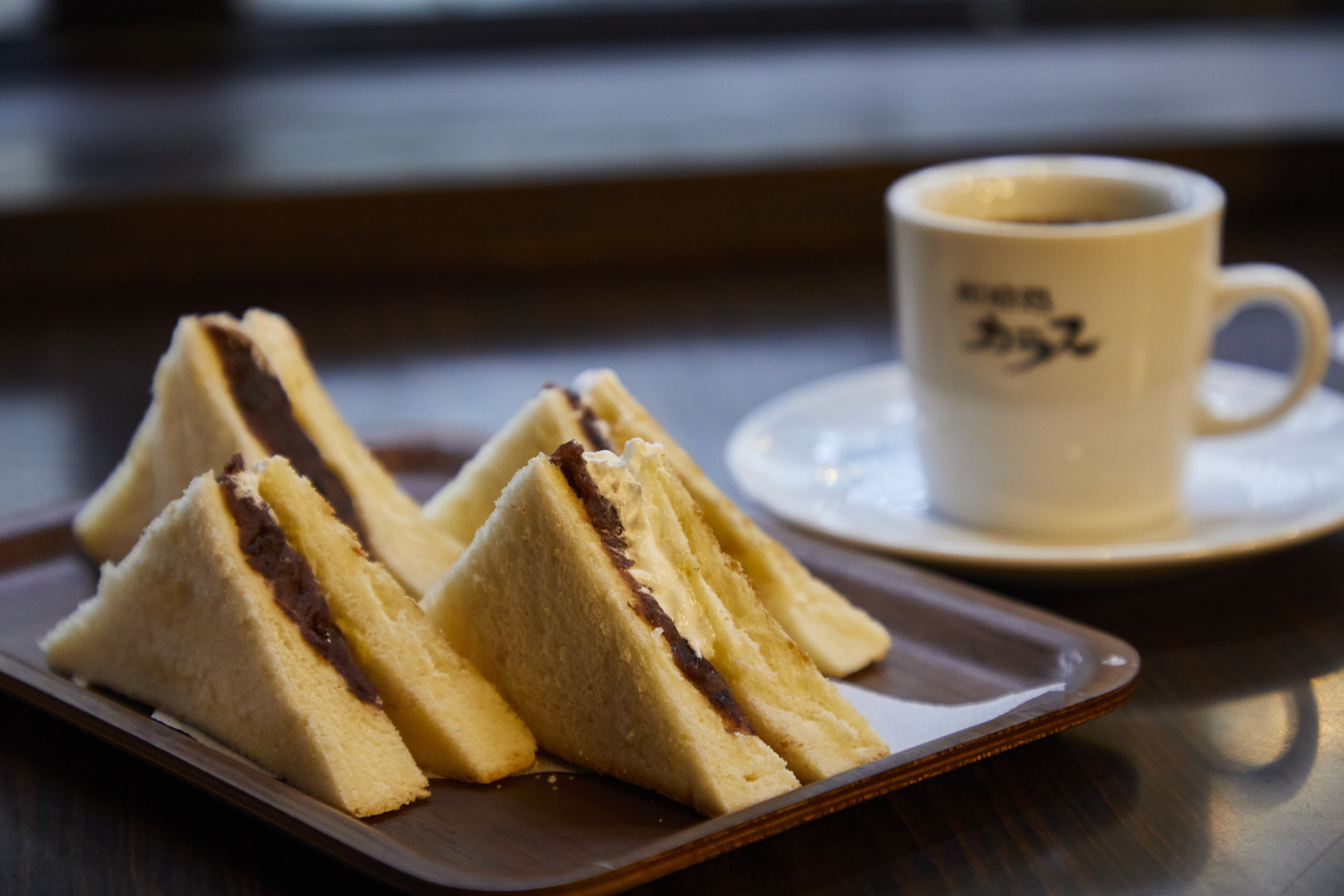 伏見】ファン多数の名物のあんバタートーストを求めて。老舗レトロ喫茶