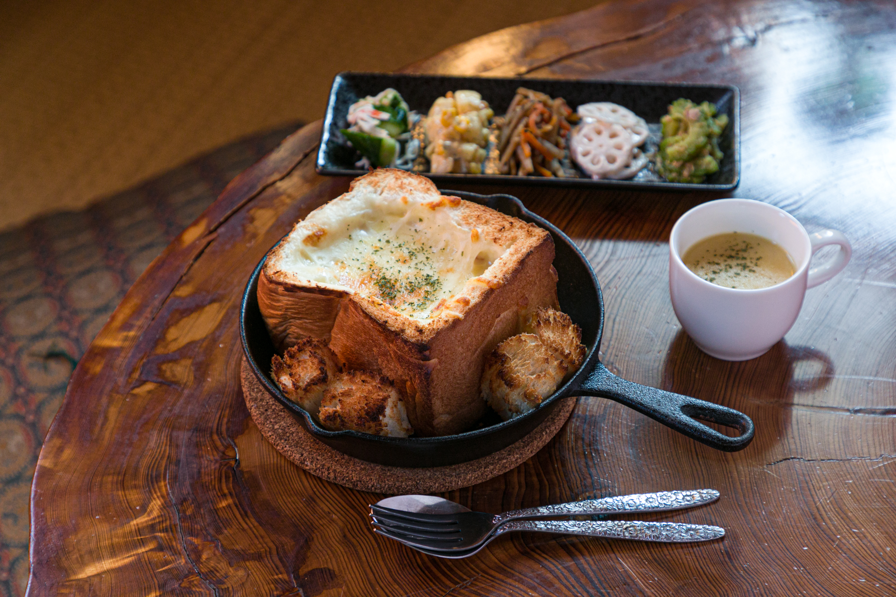 美 浜町 ランチ
