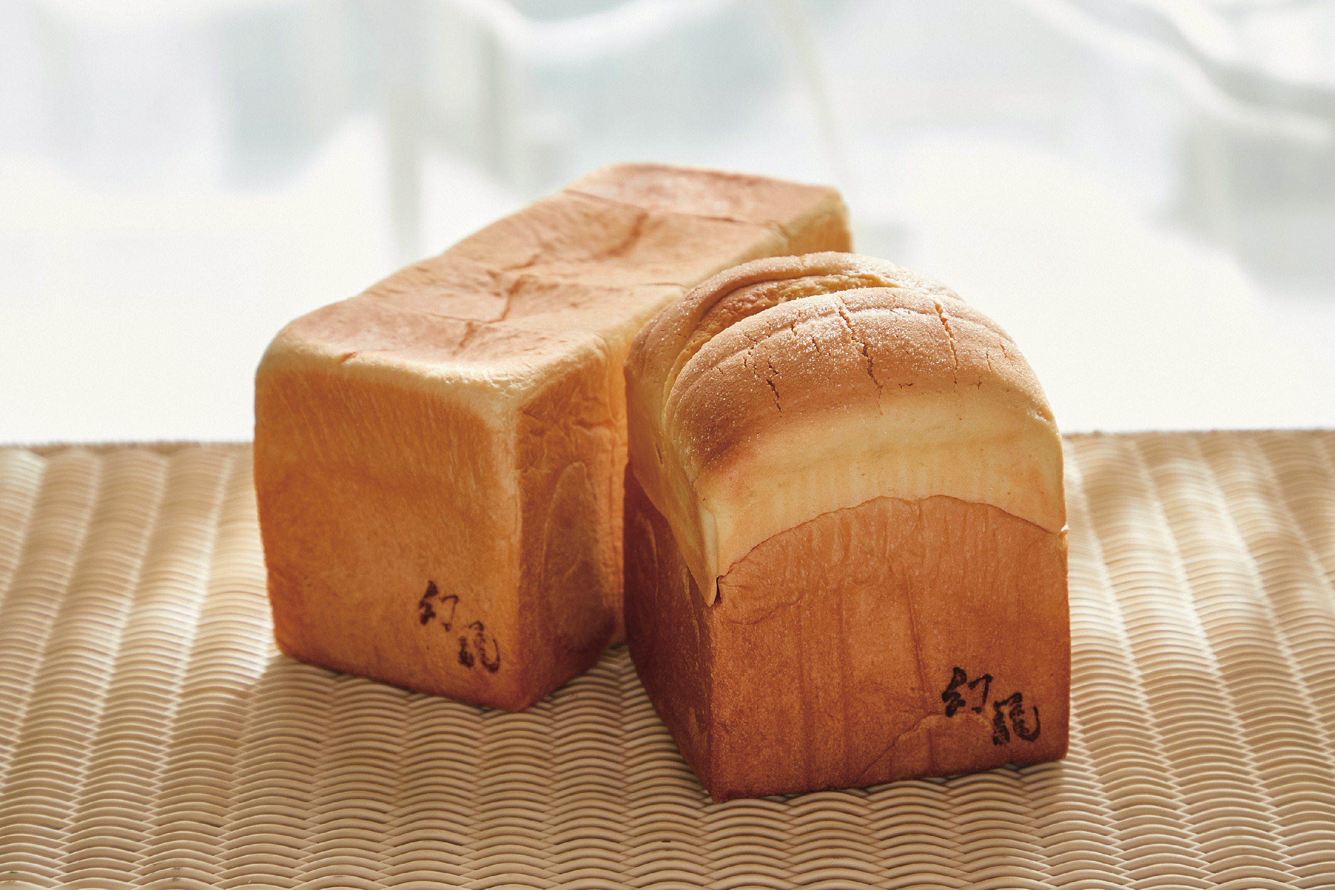 食パン 東区・久屋大通】生メロン食パンのサクふわ食感が人気！『高級食パン