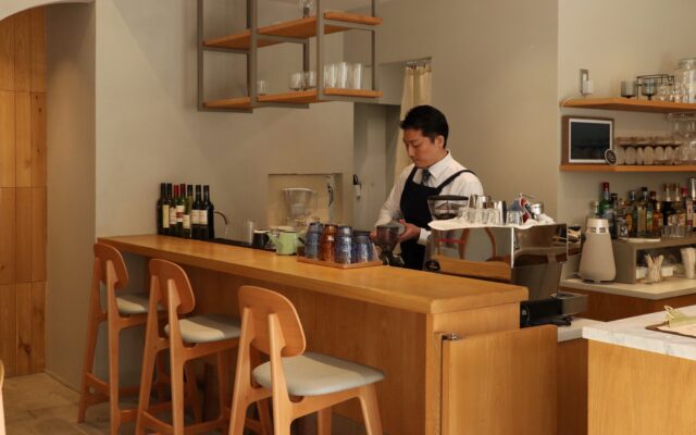 【名東区・藤が丘】昼から飲める居心地◎な「cafe&bar PATCH（パッチ）」オープン