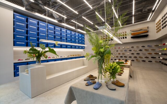 ビルケンシュトック国内3店舗目のコンセプトストアが名古屋・栄に誕生！ドイツ工場の雰囲気漂う