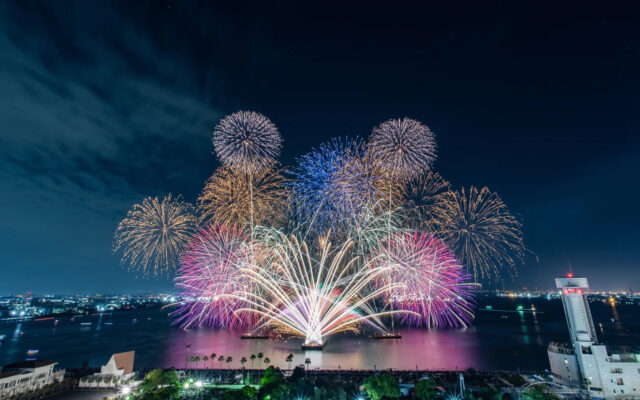 [5/31]待望の2年ぶり開催！初夏の名古屋港に13000発の花火！ただ今、前売り受付中