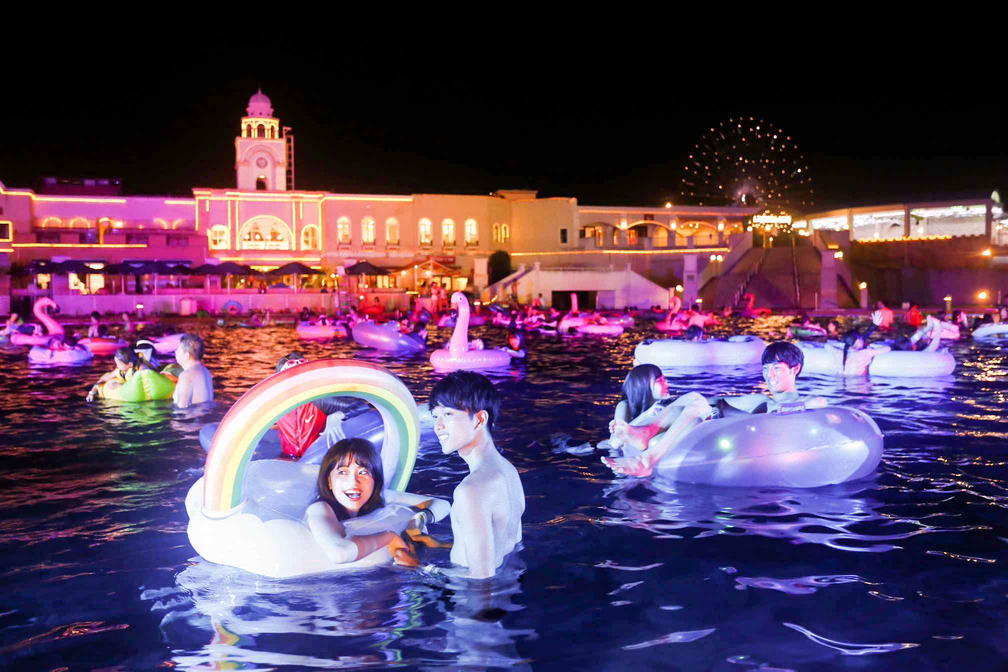 ラグーナテンボス 2024年夏プール営業6月8日から。今年もナイト＆泡