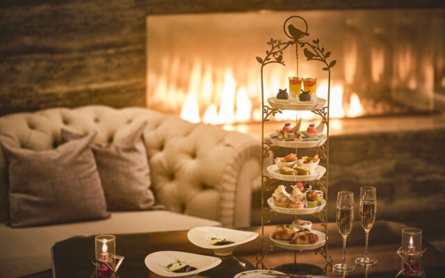 大聖堂ビューと世界三大珍味！ストリングスホテルのイブニングハイティーが神アプデ11/15〜