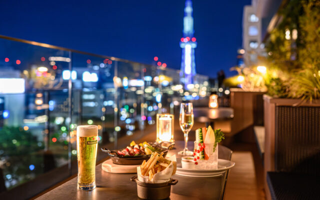4800円でこのクオリティ!?栄の夜景×飲み放題付きルーフトップテラスで大人の夏プラン