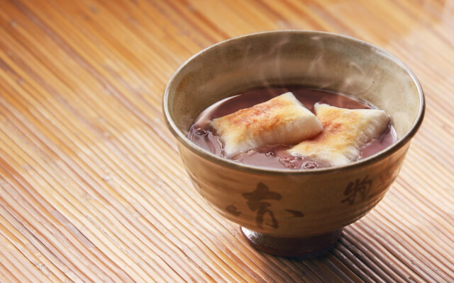 赤福の冬限定甘味[赤福ぜんざい]が登場！名古屋ではタカシマヤや松坂屋で[お土産用も]