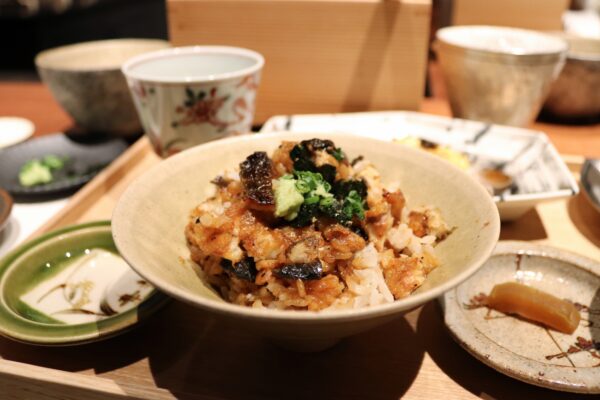 創作日本料理「SHUHARI」で提供！土日祝限定のひつまぶしランチで、格別のうなぎ体験