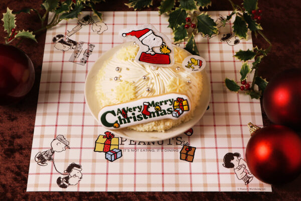 『PEANUTS Cafe』からスヌーピーのクリスマスケーキや限定アイテムが登場！11/20～